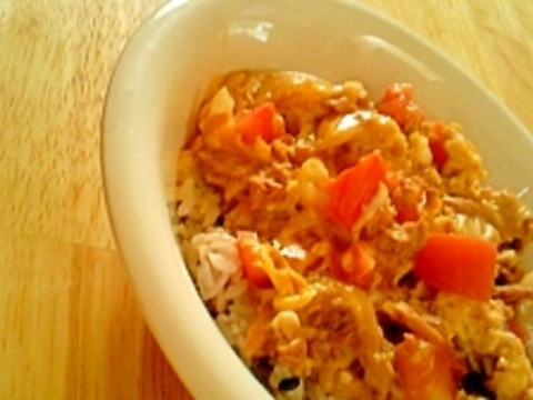 簡単ランチに☆ツナとトマトのたまご丼